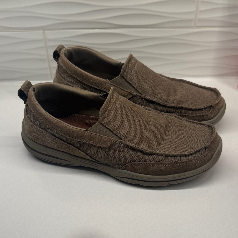 Skechers Men’s Casual Slip-On Loafers in Brown